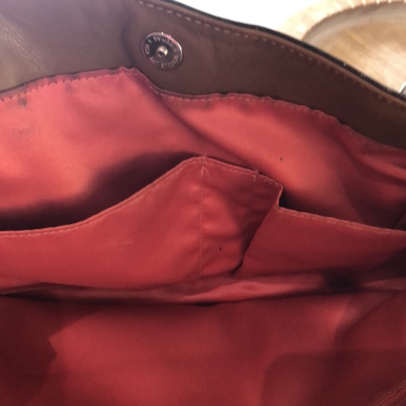 Coach bag! Gently loved in good condition! - Picture 8 of 9